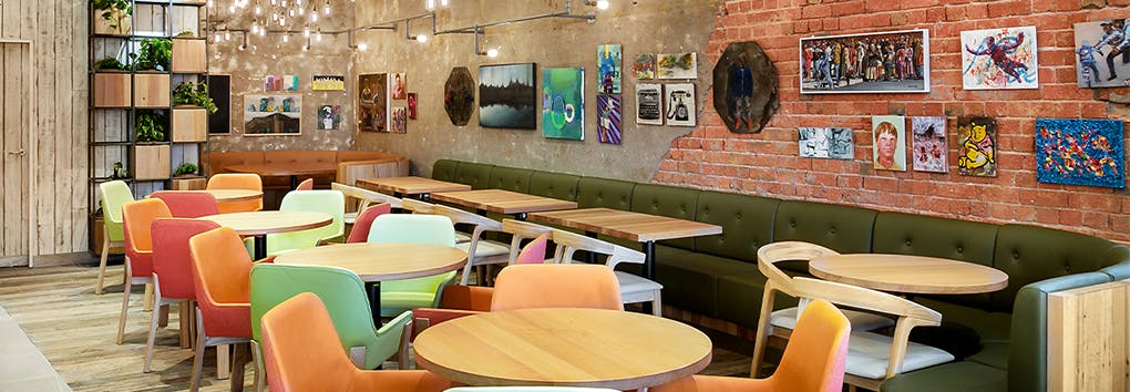 Nandos FITZROY SMITH ST building image